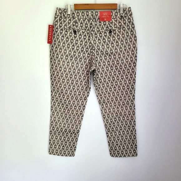 Merona | NWT Classic Ankle Mid Rise Dress Pants w/Black Diamond Pattern - Picture 3 of 6
